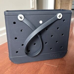 Bogg Bag. Original. Navy blue